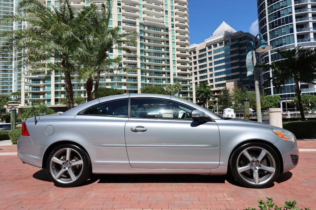 2012 Volvo C70 2nd Gen - Image 4 of 21