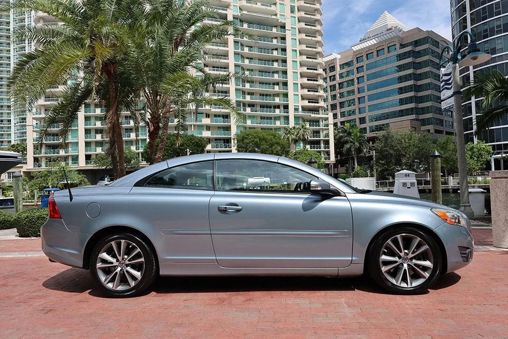 2012 Volvo C70 2nd Gen - Image 4 of 12