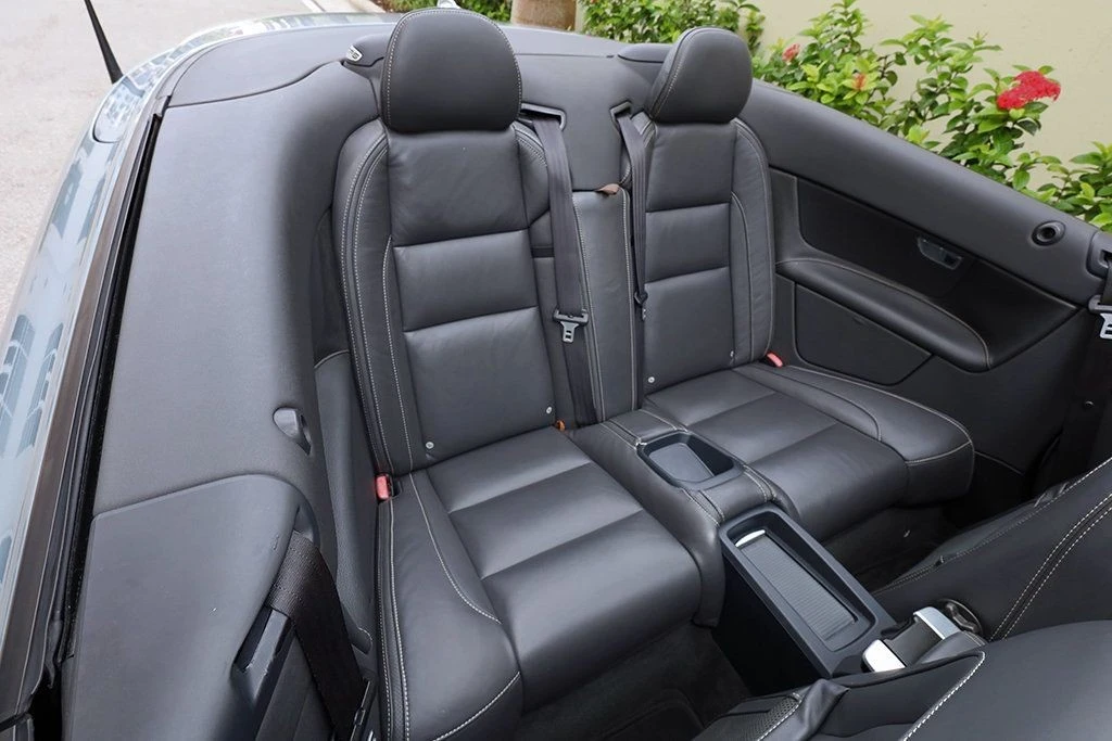 2012 Volvo C70 2nd Gen - Image 8 of 12