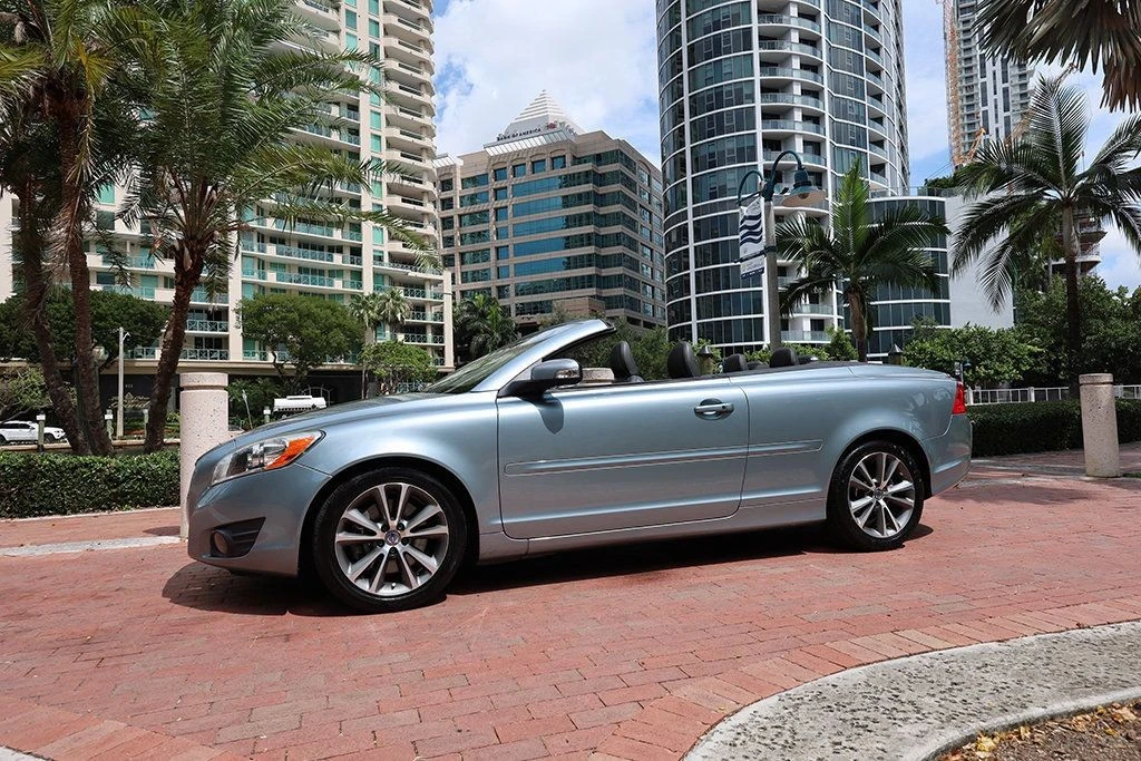 2012 Volvo C70 2nd Gen - Image 25 of 31