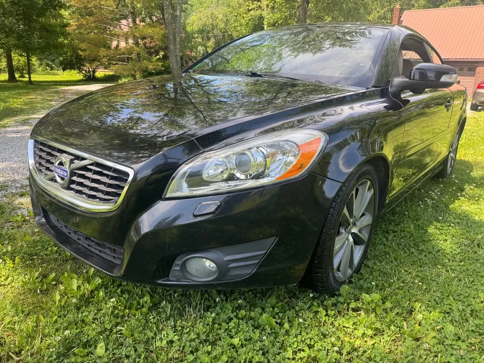 2012 Volvo C70 2nd Gen - Image 3 of 20