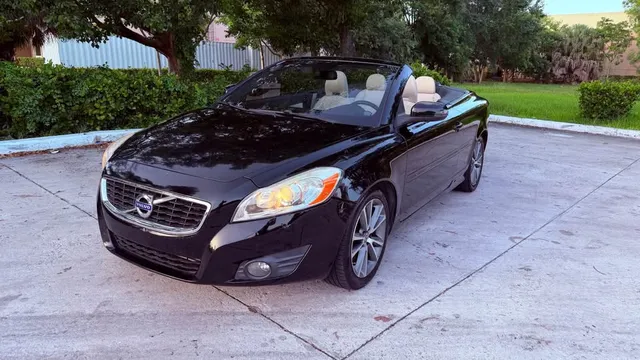 2012 Volvo C70 T5 Platinum Premier Plus