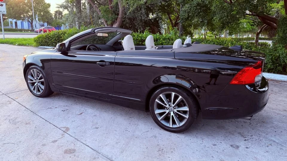 2012 Volvo C70 2nd Gen - Image 4 of 17