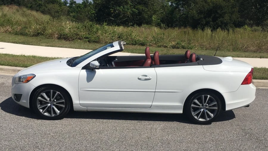 2012 Volvo C70 2nd Gen - Image 2 of 9