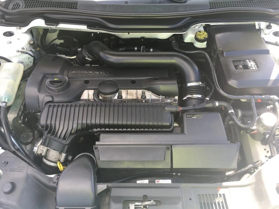 2012 Volvo C70 2nd Gen - Image 5 of 9
