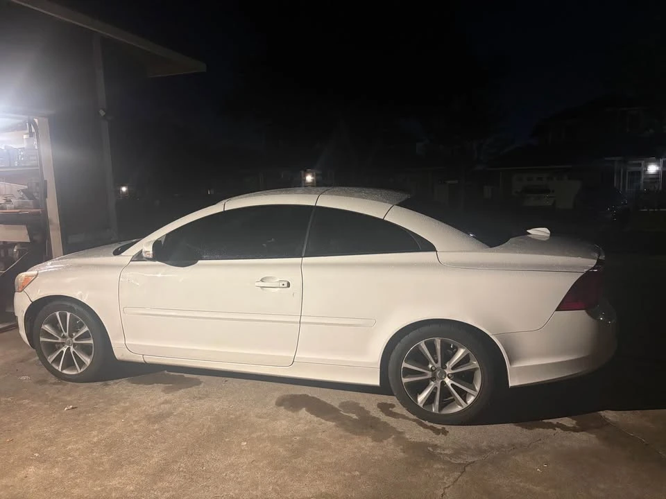 2012 Volvo C70 2nd Gen - Image 10 of 11