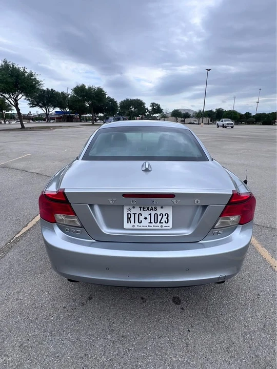 2012 Volvo C70 2nd Gen - Image 9 of 14