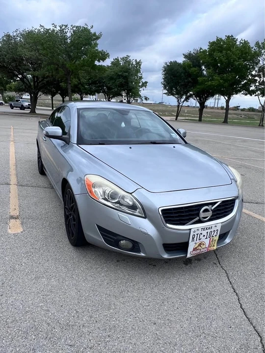 2012 Volvo C70 2nd Gen - Image 3 of 14
