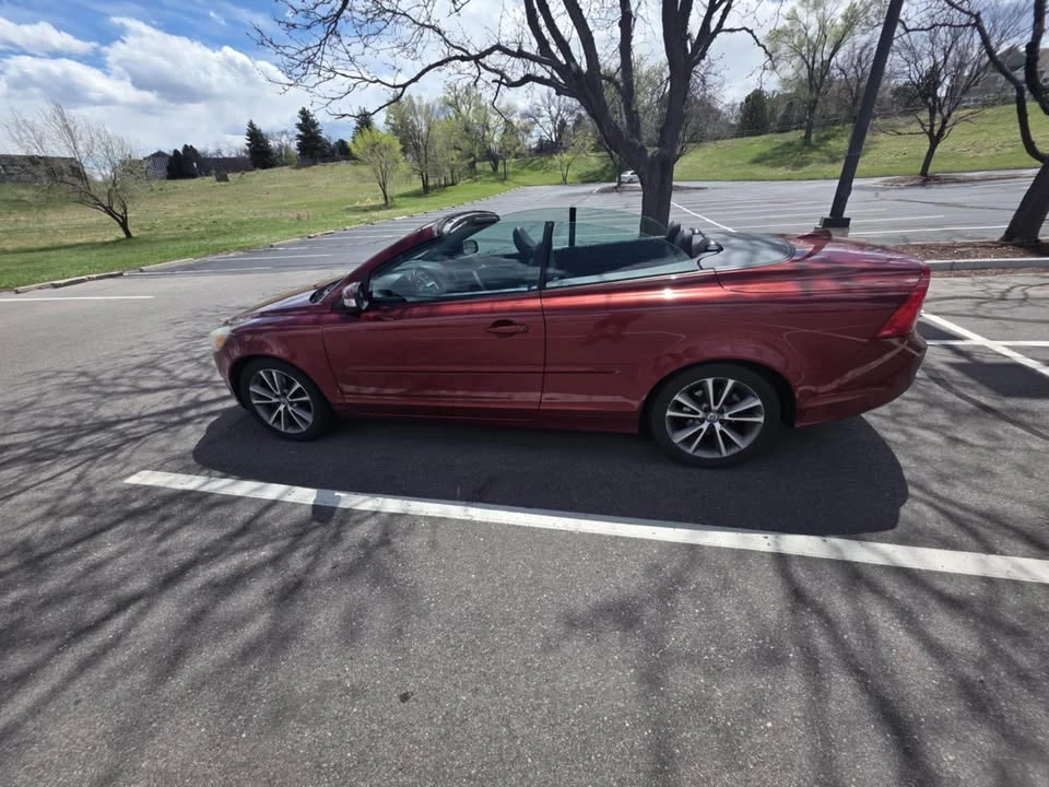 2012 Volvo C70 2nd Gen - Image 7 of 9