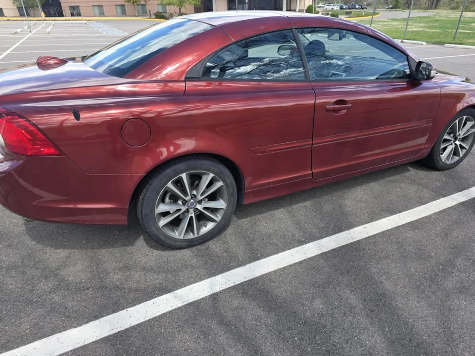 2012 Volvo C70 2nd Gen - Image 4 of 9