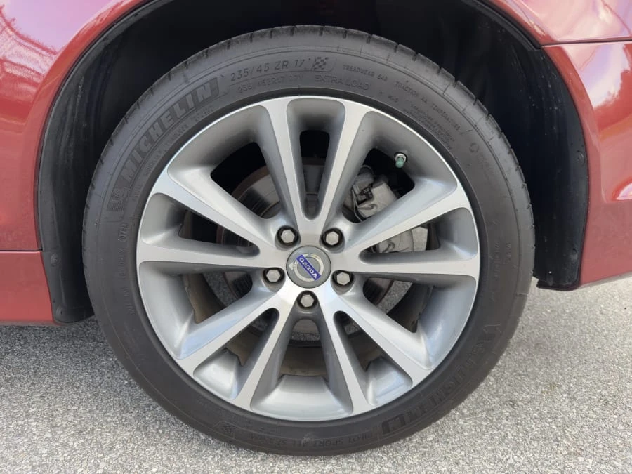 2012 Volvo C70 2nd Gen - Image 7 of 28