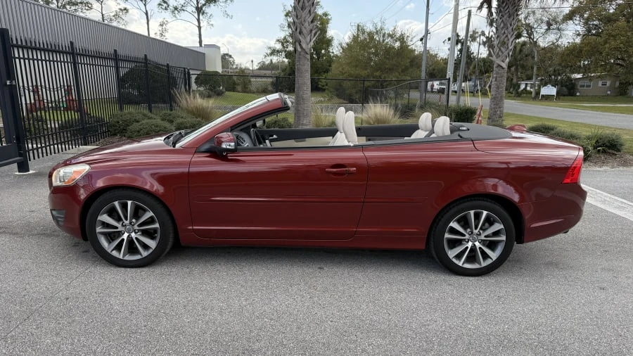 2012 Volvo C70 2nd Gen - Image 11 of 28