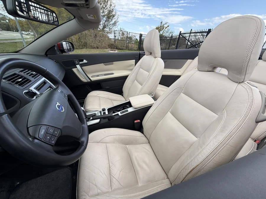 2012 Volvo C70 2nd Gen - Image 15 of 28