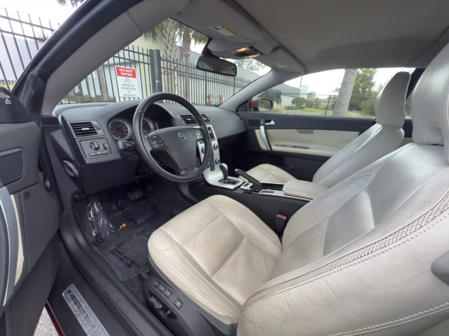 2012 Volvo C70 2nd Gen - Image 16 of 28