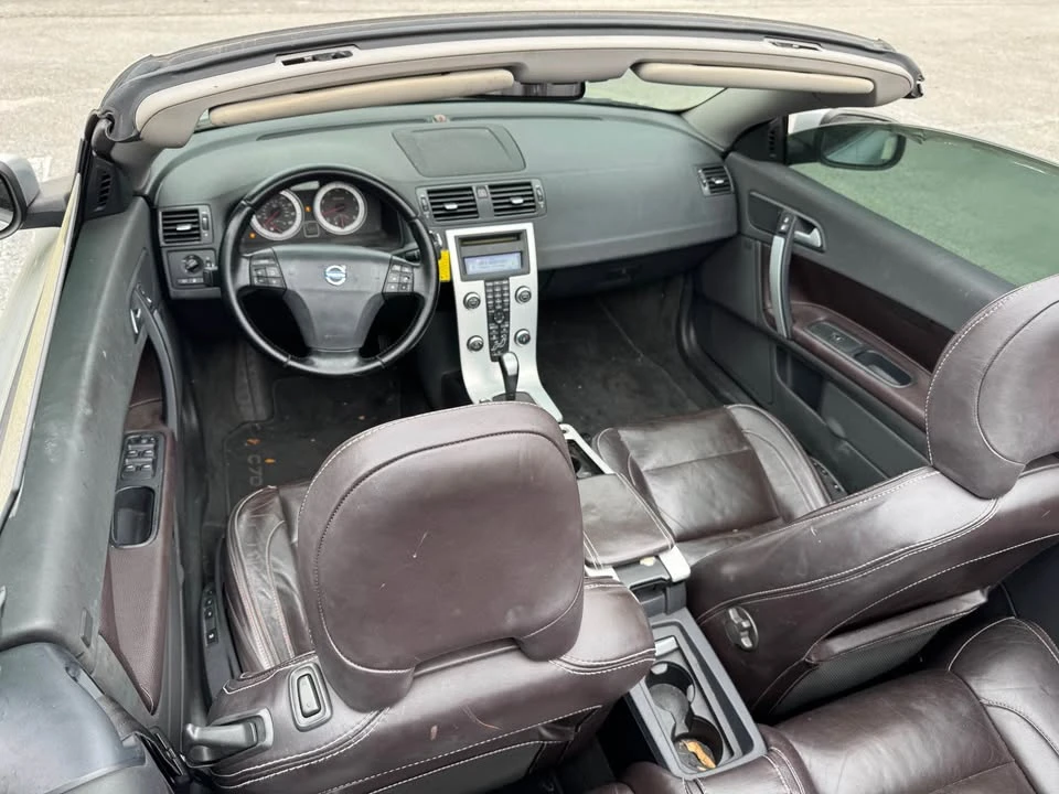 2012 Volvo C70 2nd Gen - Image 13 of 19