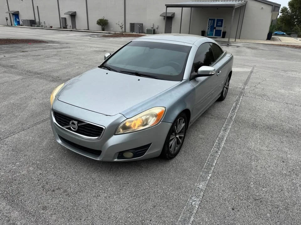 2012 Volvo C70 2nd Gen - Image 8 of 19