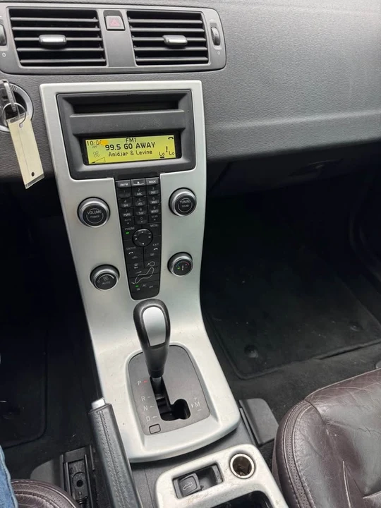 2012 Volvo C70 2nd Gen - Image 18 of 19