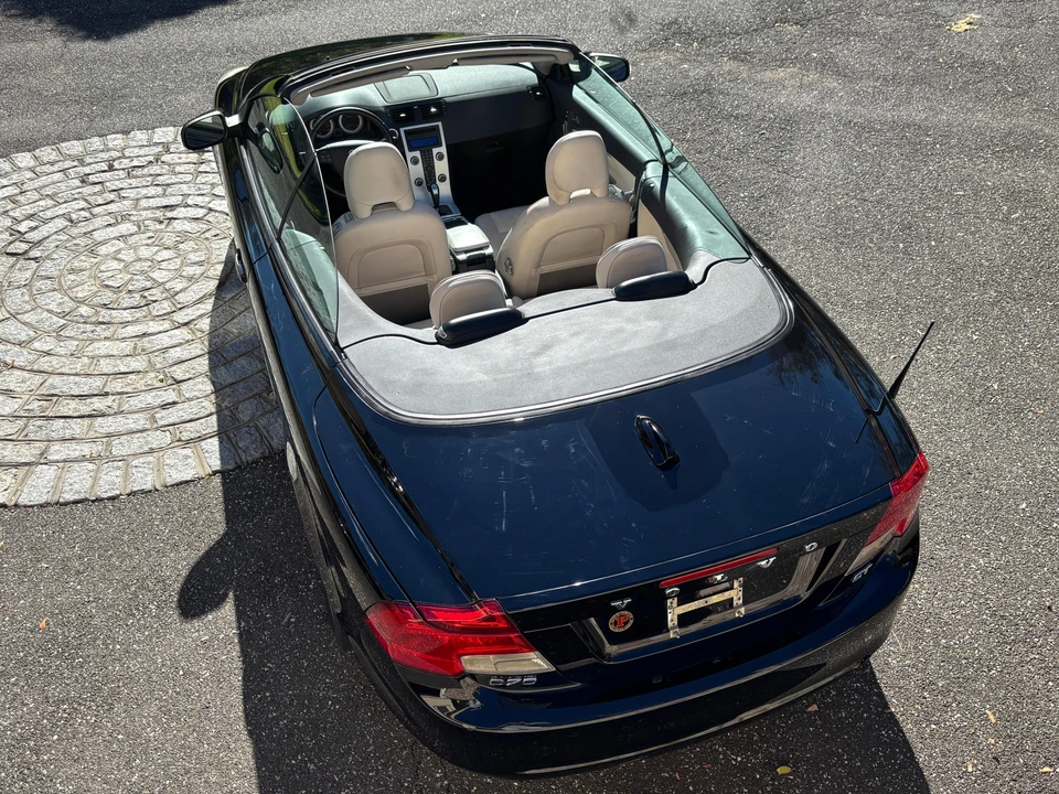 2012 Volvo C70 2nd Gen - Image 15 of 22