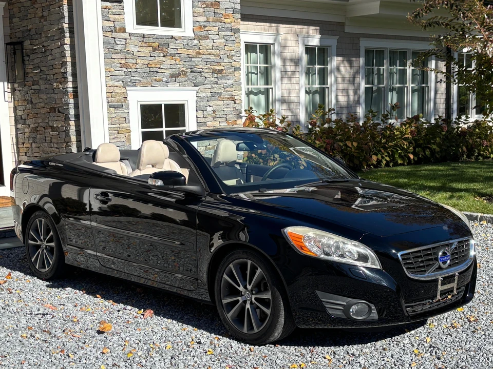2012 Volvo C70 2nd Gen - Image 21 of 22