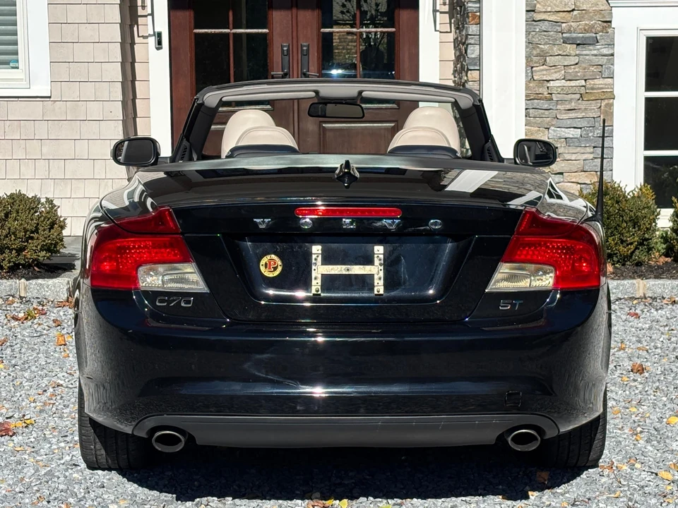 2012 Volvo C70 2nd Gen - Image 17 of 22