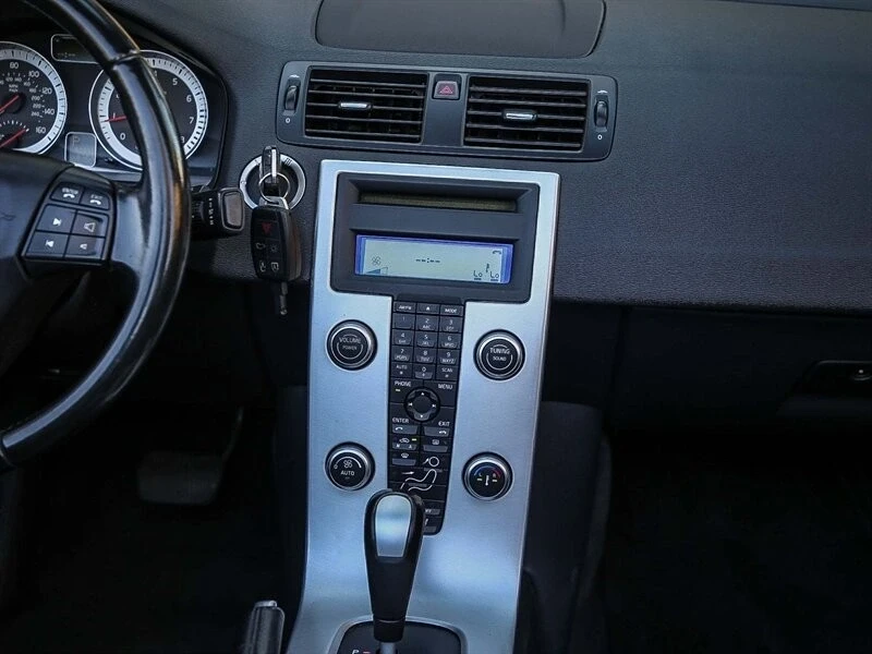 2012 Volvo C70 2nd Gen - Image 18 of 21