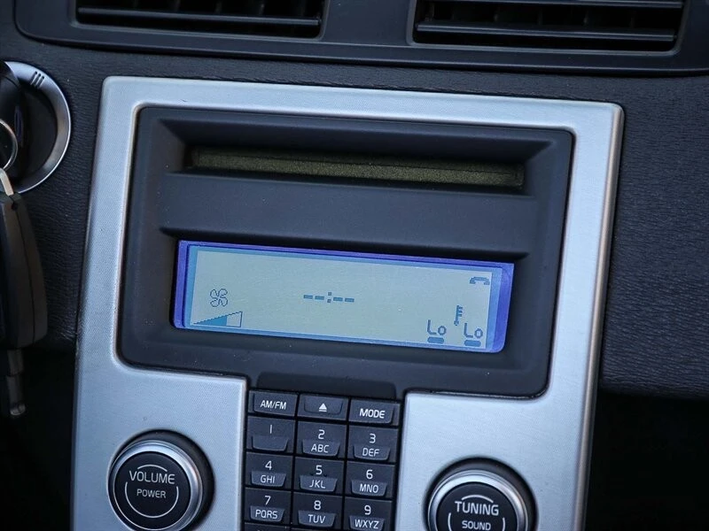 2012 Volvo C70 2nd Gen - Image 20 of 21