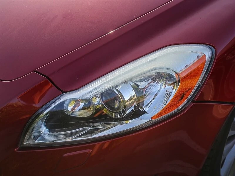 2012 Volvo C70 2nd Gen - Image 12 of 21