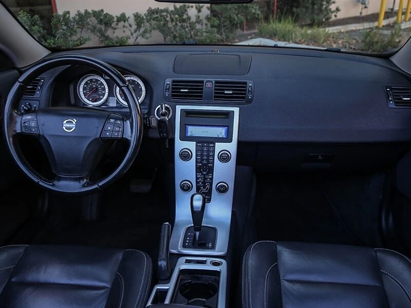 2012 Volvo C70 2nd Gen - Image 17 of 21