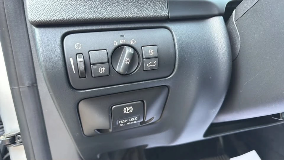2012 Volvo S60 2nd Gen - Image 11 of 20