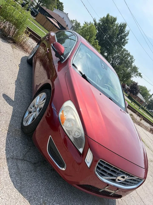 2012 Volvo S60 2nd Gen - Image 3 of 8
