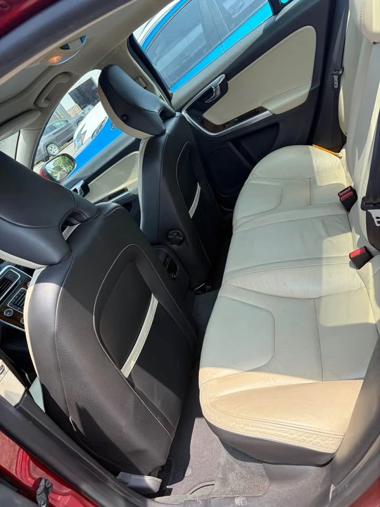 2012 Volvo S60 2nd Gen - Image 4 of 8
