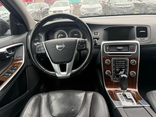 2012 Volvo S60 2nd Gen - Image 16 of 19