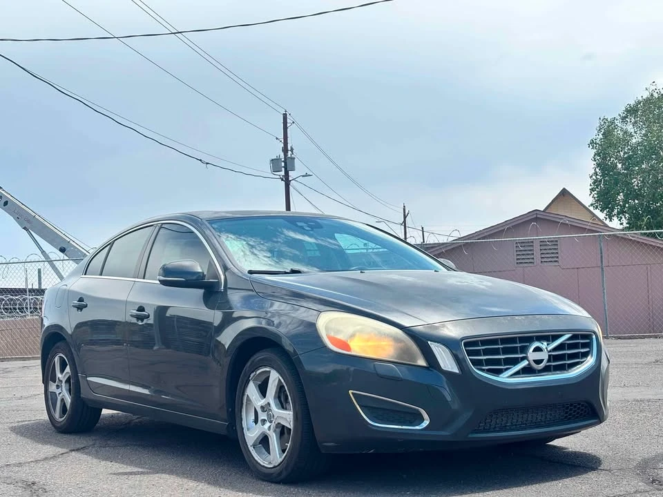 2012 Volvo S60 2nd Gen - Image 2 of 8