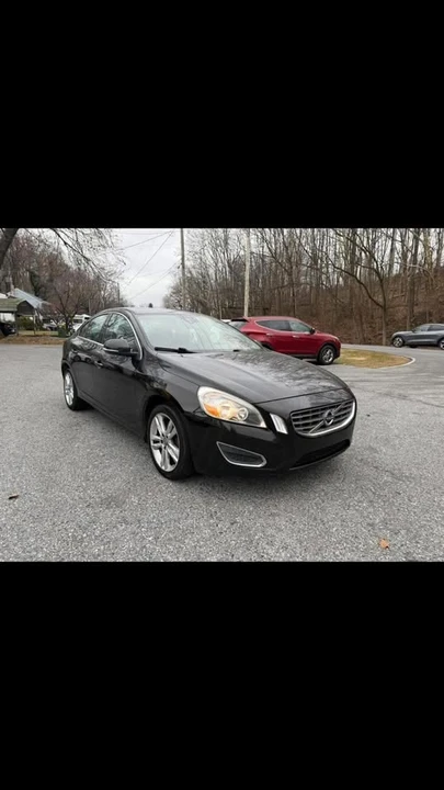 2012 Volvo S60 2nd Gen - Image 2 of 2