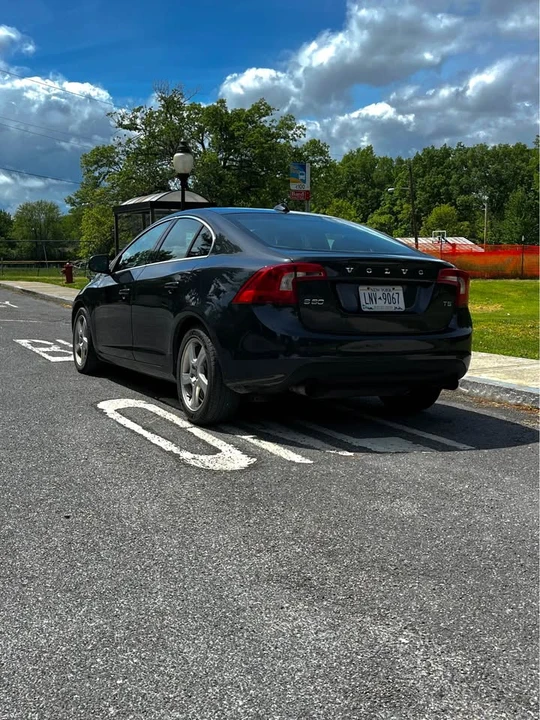 2012 Volvo S60 2nd Gen - Image 4 of 10