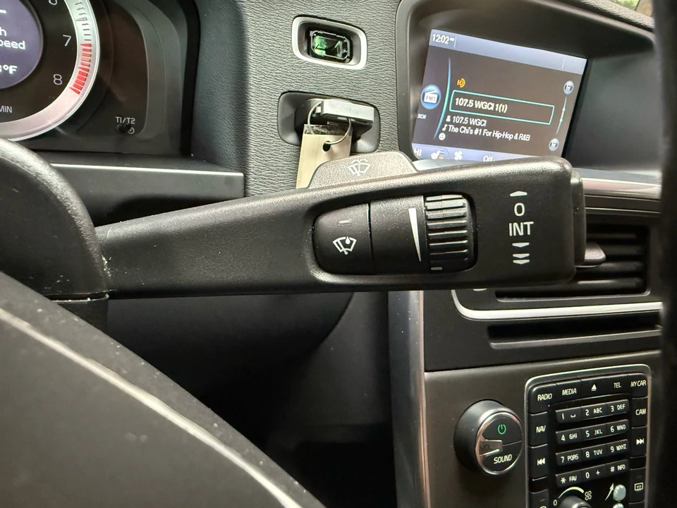 2012 Volvo S60 2nd Gen - Image 17 of 31
