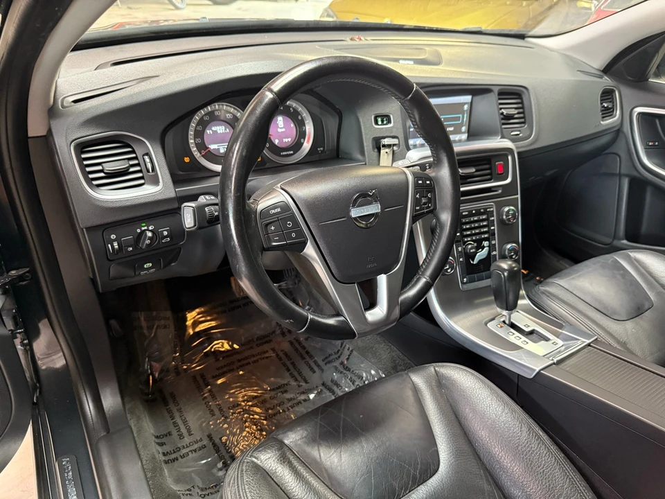 2012 Volvo S60 2nd Gen - Image 9 of 31