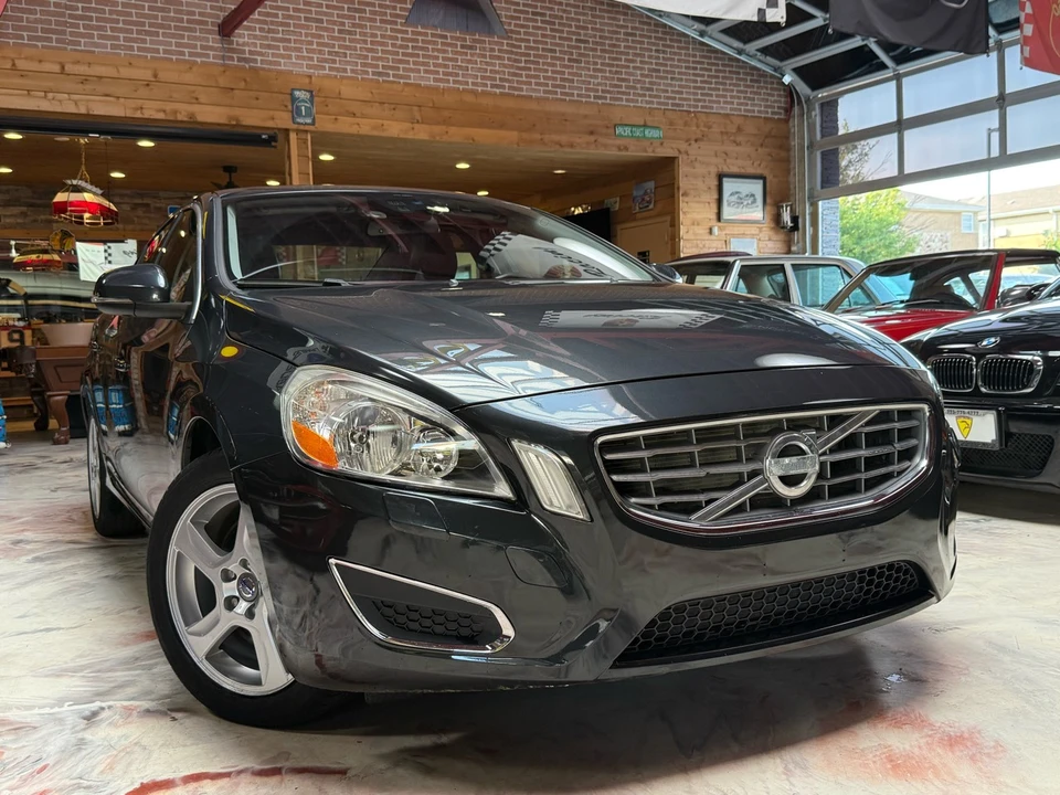 2012 Volvo S60 2nd Gen - Image 3 of 31