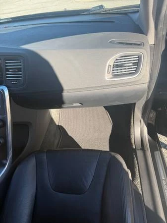2012 Volvo S60 2nd Gen - Image 11 of 16