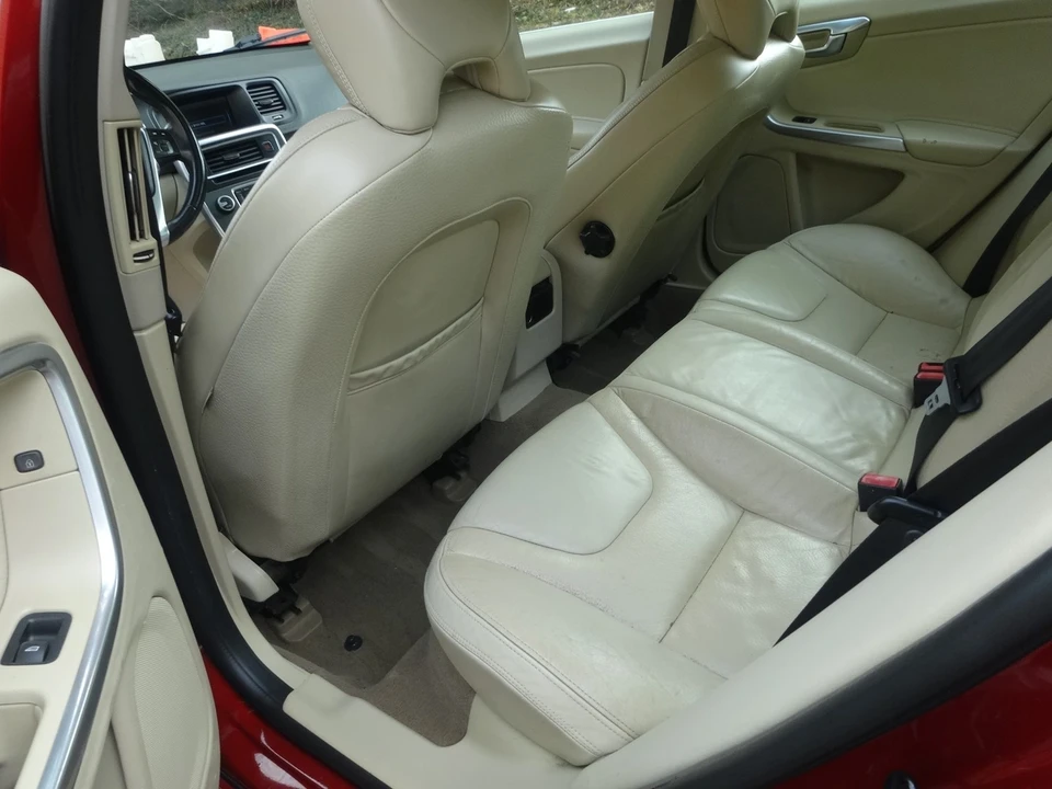 2012 Volvo S60 2nd Gen - Image 11 of 20