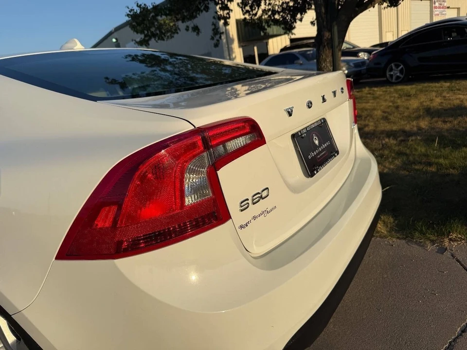2012 Volvo S60 2nd Gen - Image 13 of 21