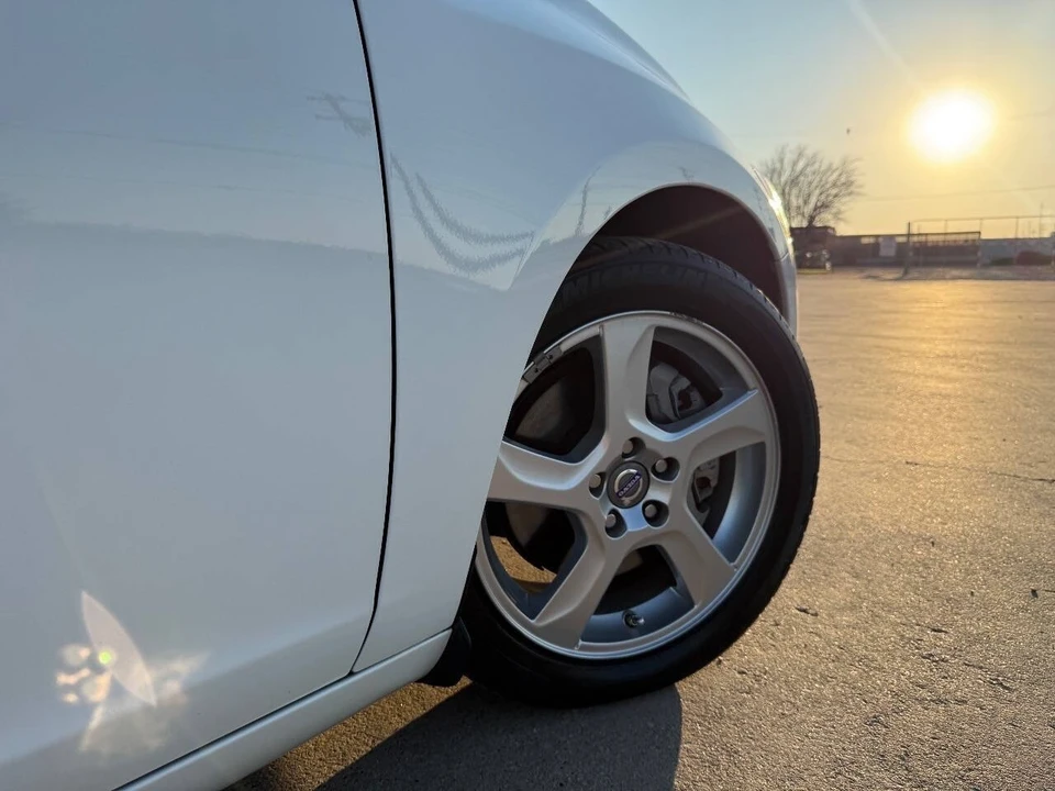 2012 Volvo S60 2nd Gen - Image 17 of 21