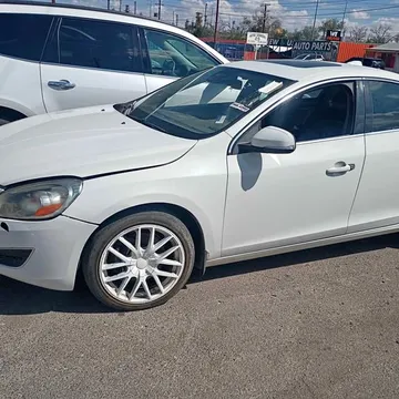 2012 Volvo S60 T5 Cross Country Sedan 4D