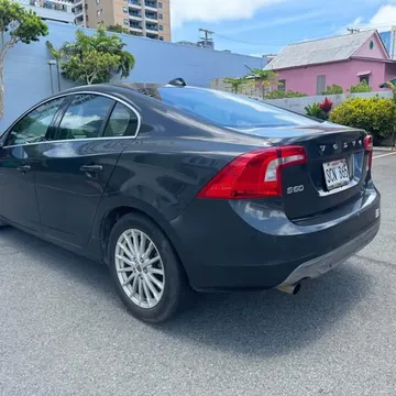 2012 Volvo S60 T5 Premier Sedan 4D
