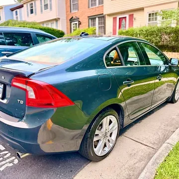 2012 Volvo S60 T5 Premier Sedan 4D