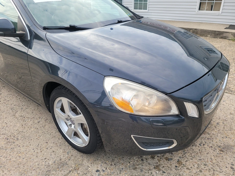 2012 Volvo S60 2nd Gen - Image 16 of 31