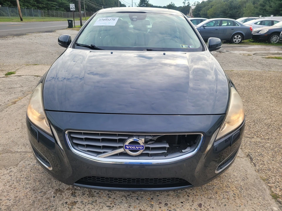 2012 Volvo S60 2nd Gen - Image 7 of 31