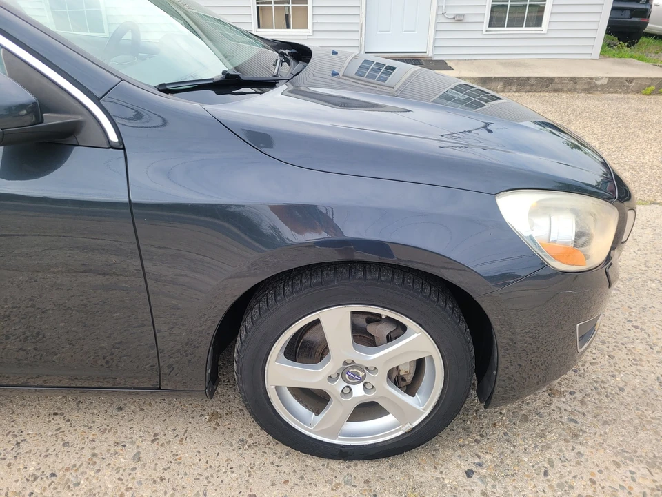 2012 Volvo S60 2nd Gen - Image 17 of 21