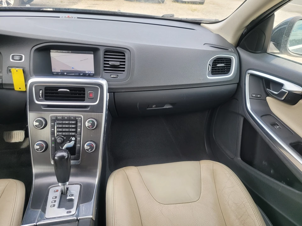 2012 Volvo S60 2nd Gen - Image 23 of 31