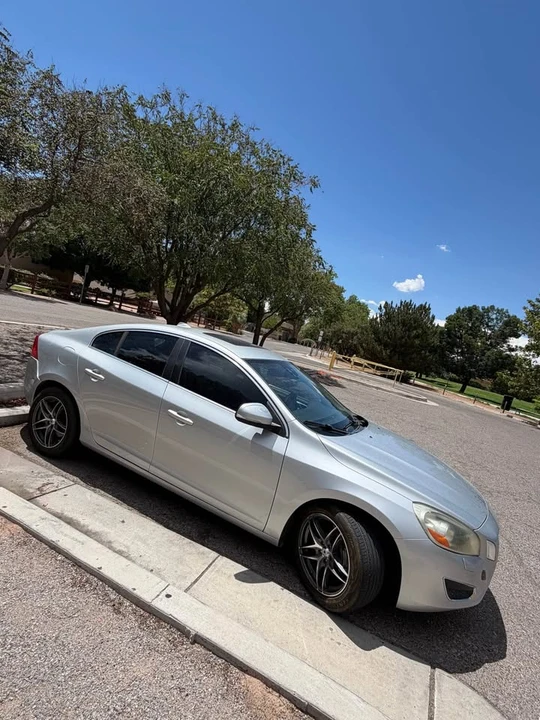 2012 Volvo S60 2nd Gen - Image 4 of 8